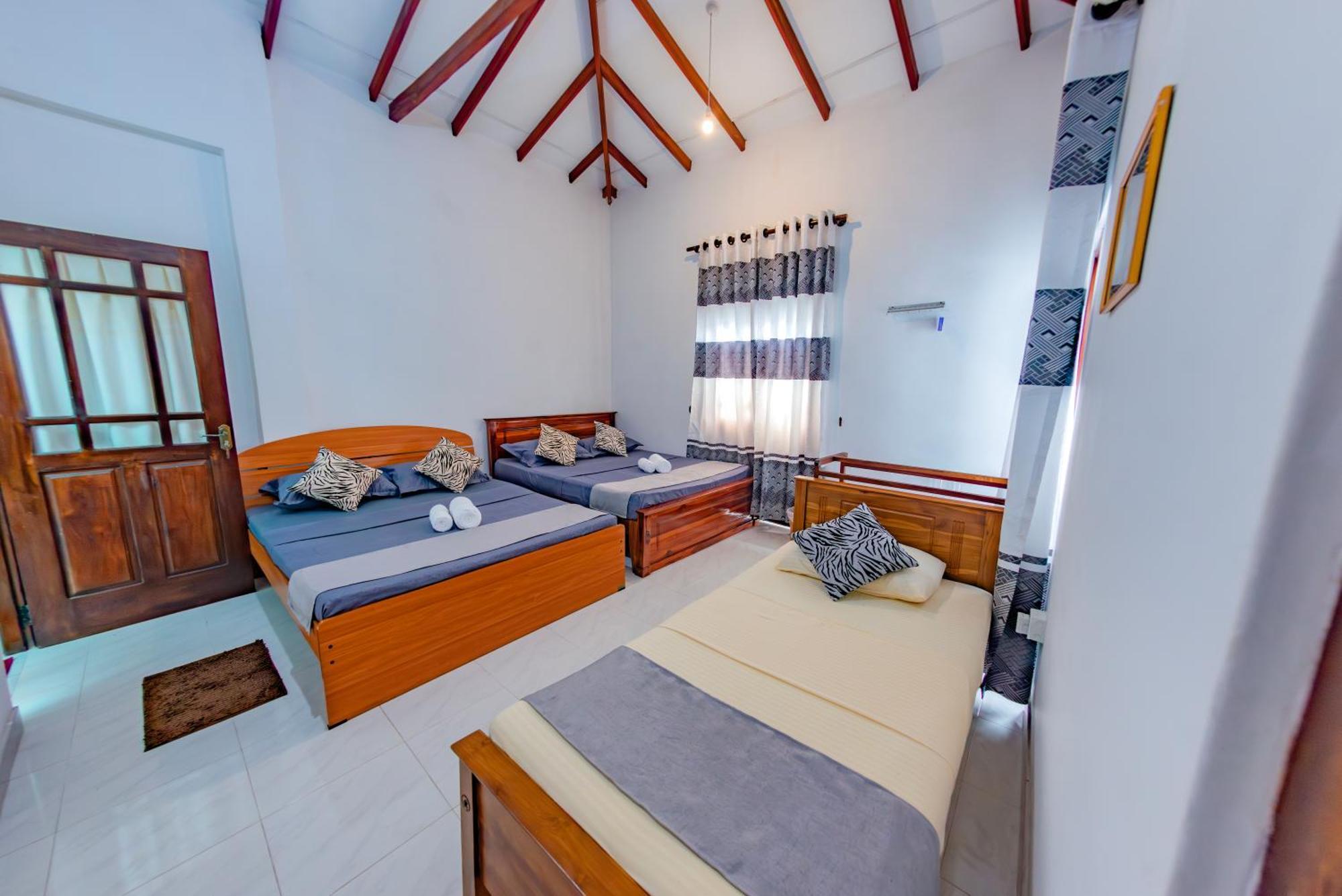 Ciel Grand Villa Kandy Exterior photo